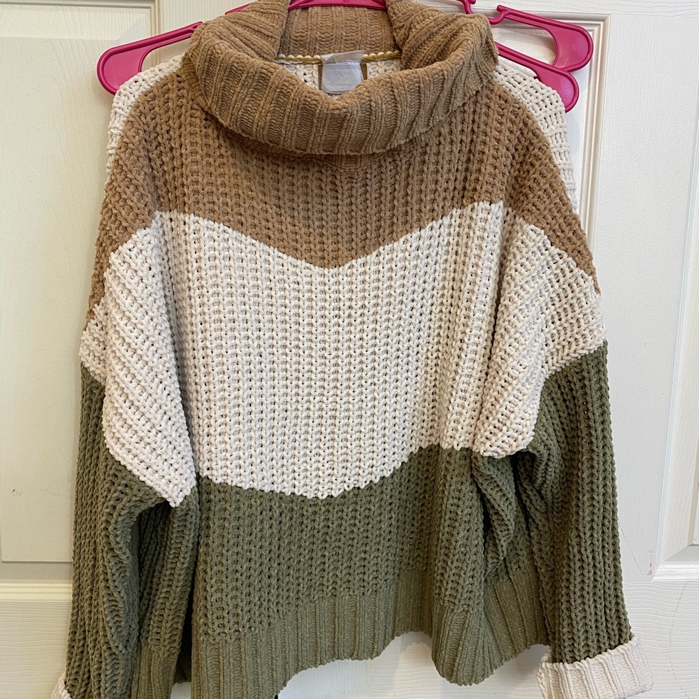 NANAMACS CHENILLE SWEATER